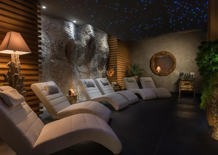 The Palace Hotel, Sunny Day Отель 5*