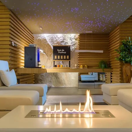 Hotel The Palace Hotel, Sunny Day 5*