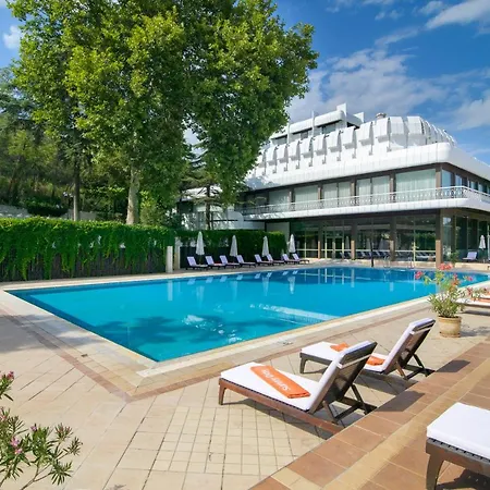 The Palace Hotel, Sunny Day 5*