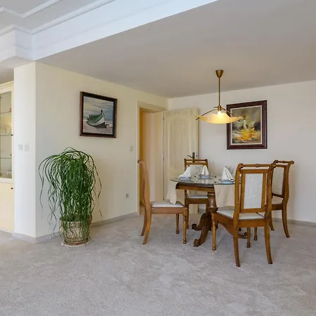 The Palace Hotel, Sunny Day 5* Aziz Konstantin ve Elena