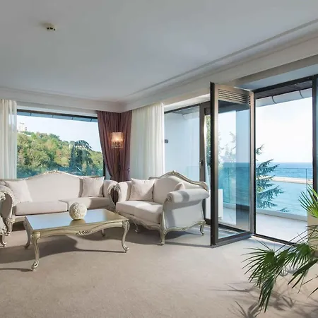 Otel The Palace Hotel, Sunny Day 5*