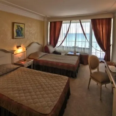 The Palace Hotel, Sunny Day Отель Святые Константин и Елена