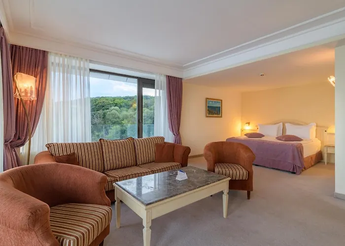 The Palace Hotel, Sunny Day 5* Sankt Konstantin & Helena