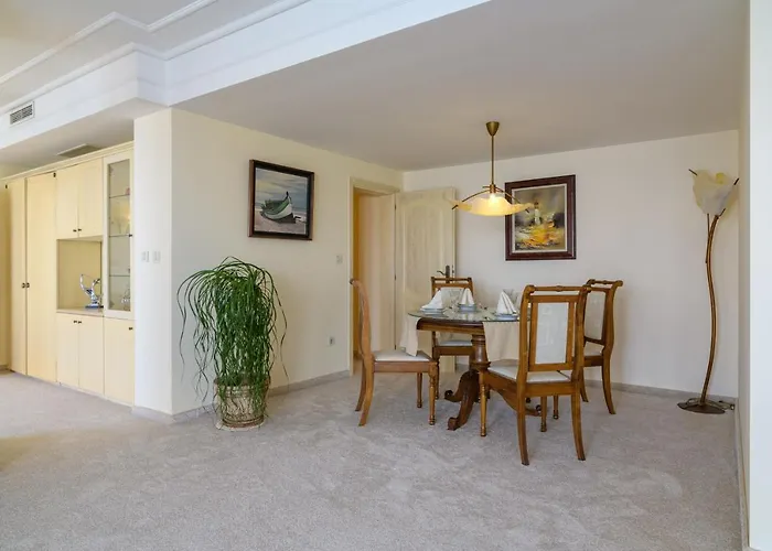 The Palace Hotel, Sunny Day 5* Sankt Konstantin & Helena