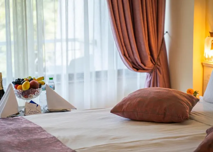 The Palace Hotel, Sunny Day Sankt Konstantin & Helena